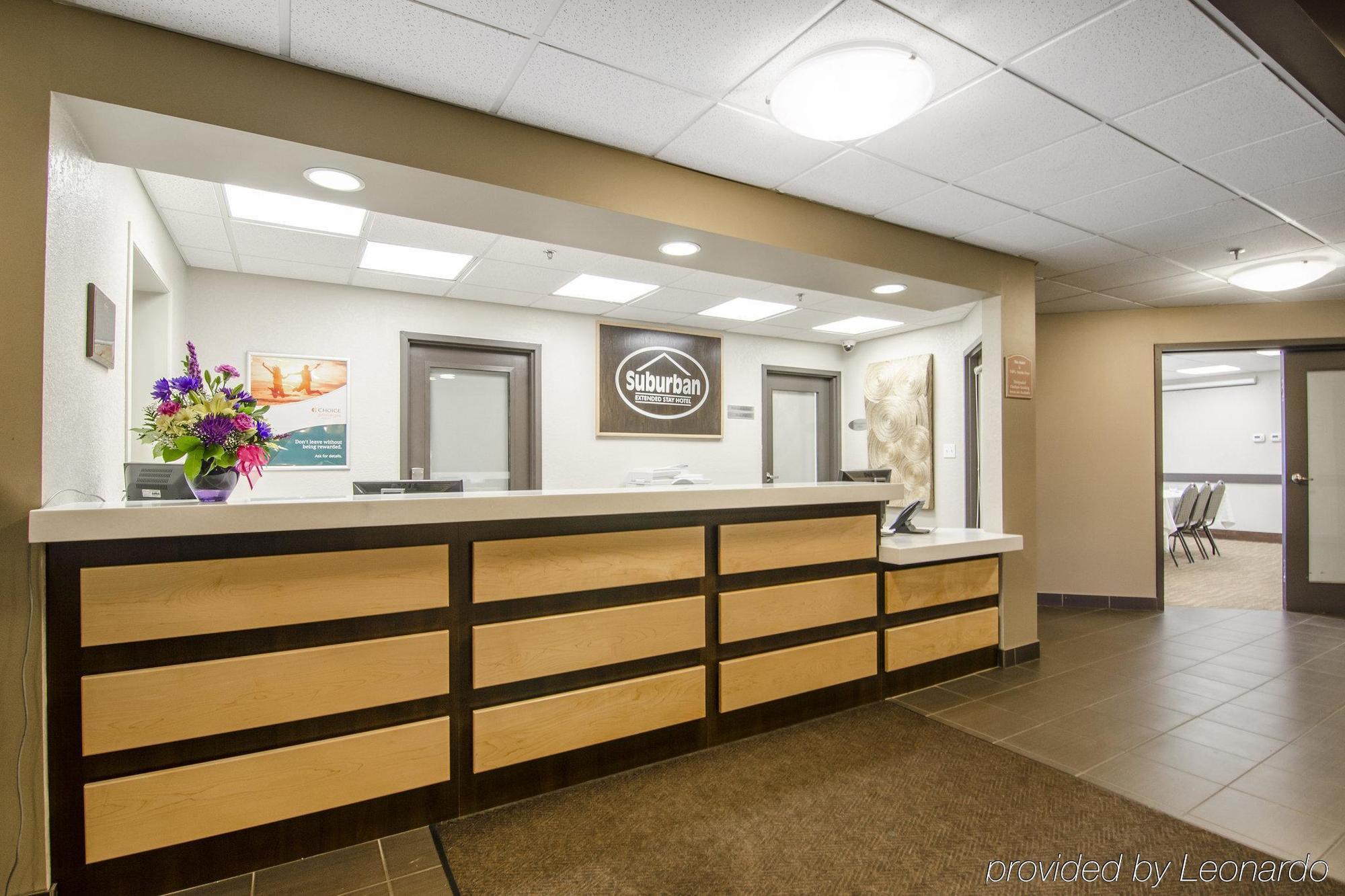 Quality Inn & Suites Estevan Exterior photo